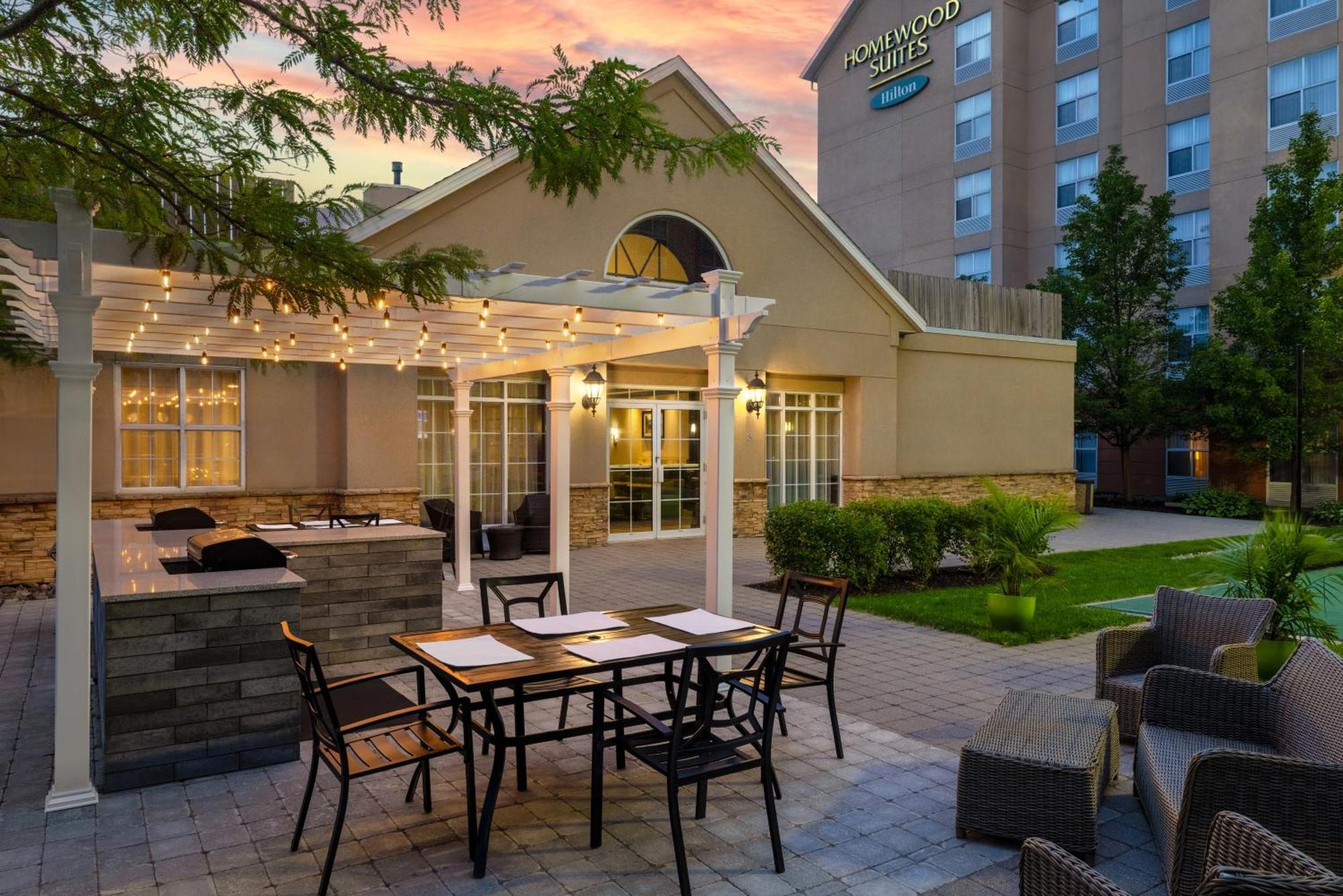 Homewood Suites By Hilton Cambridge-Waterloo, Ontario Zewnętrze zdjęcie